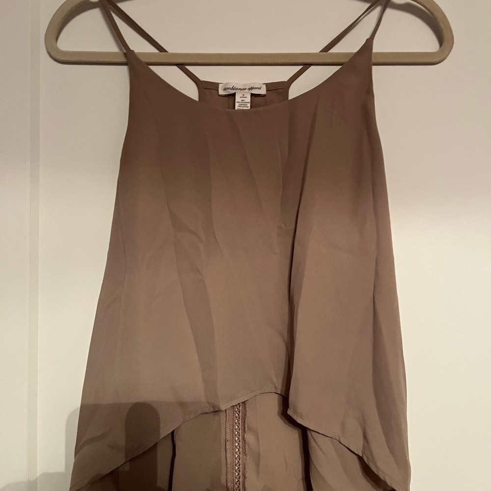 Tan high/ low tank